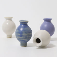 Load image into Gallery viewer, Grimm&#39;s Decorative Figure White Vase
